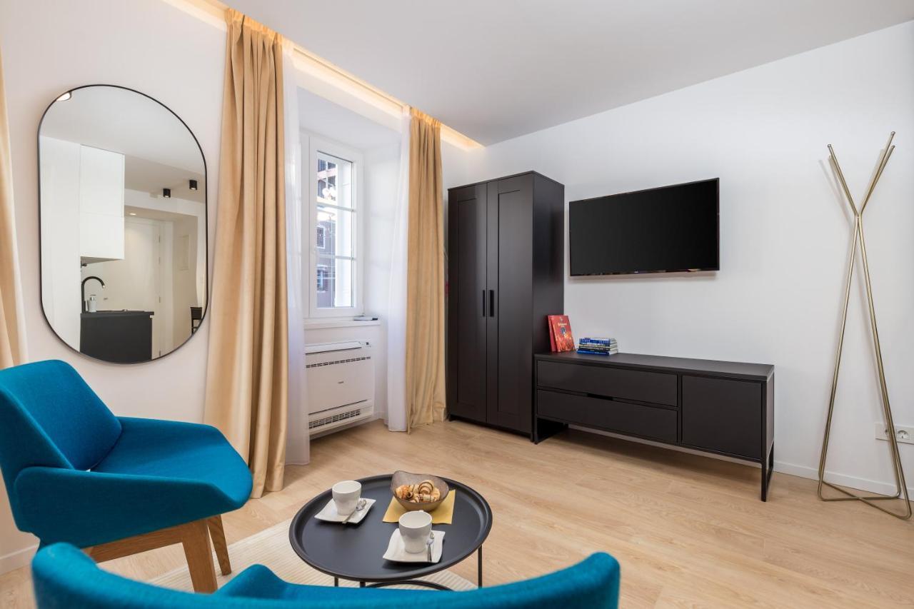 Sweet Nest Korzo Apartment Rijeka Bagian luar foto