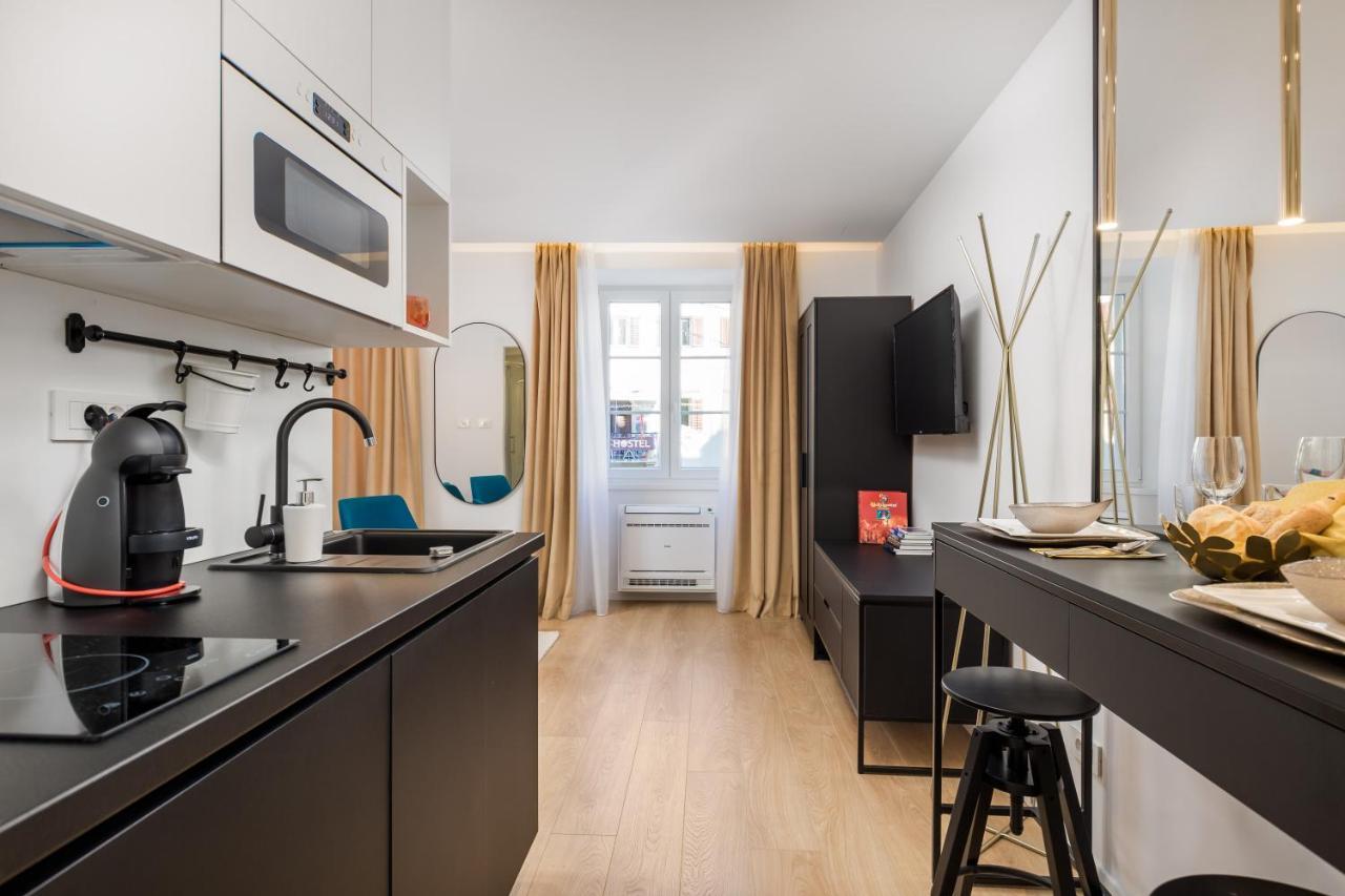 Sweet Nest Korzo Apartment Rijeka Bagian luar foto